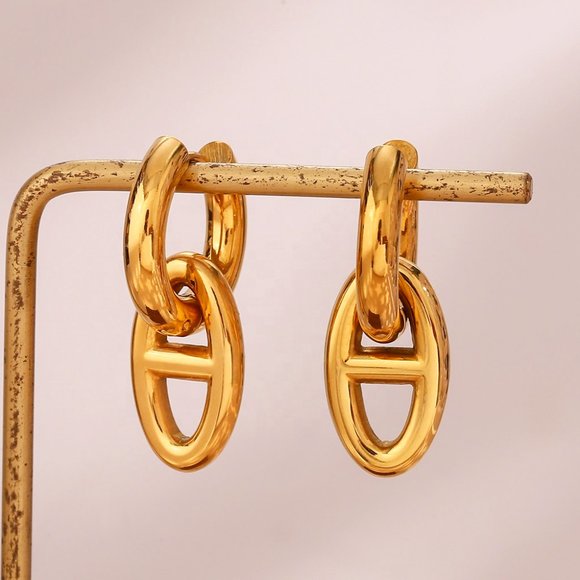 Boutique Jewelry - Link Chain Pig Nose Mariner Anchor Earrings 18K Gold Plated Stainless Steel